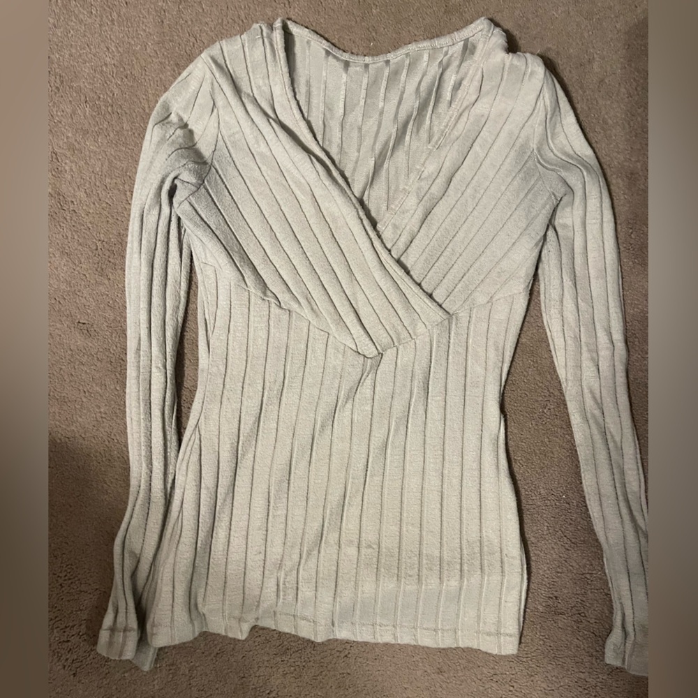 Women's Ribbed V-Neck Sweater Top - Tan